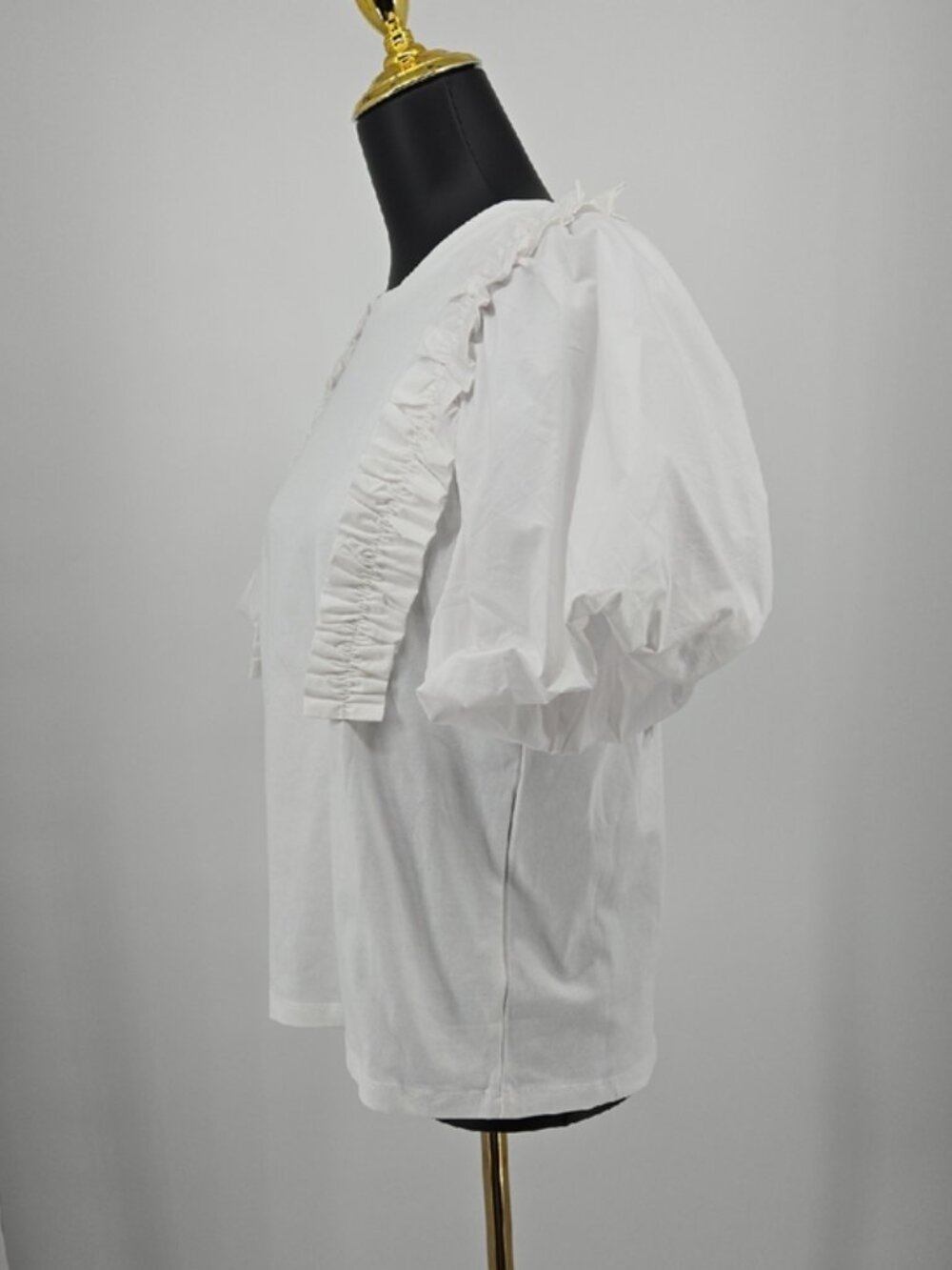 White Ruffle Puff Sleeve Blouse Size L - Picture 10 of 13